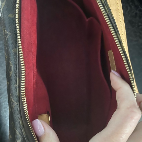 Louis Vuitton handbag - Picture 5 of 15